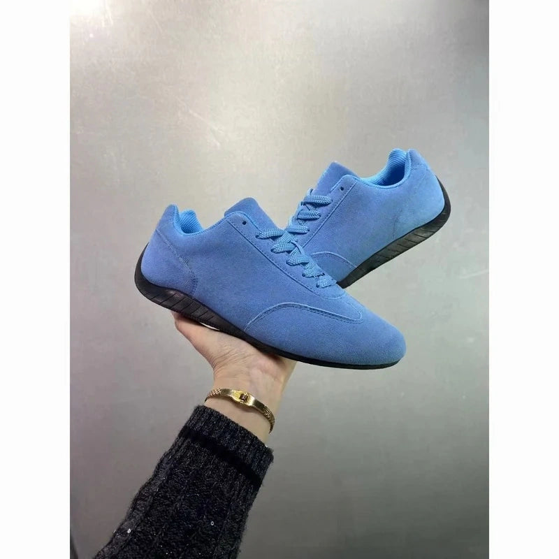 T588-1245  Sports and casual loose shoes