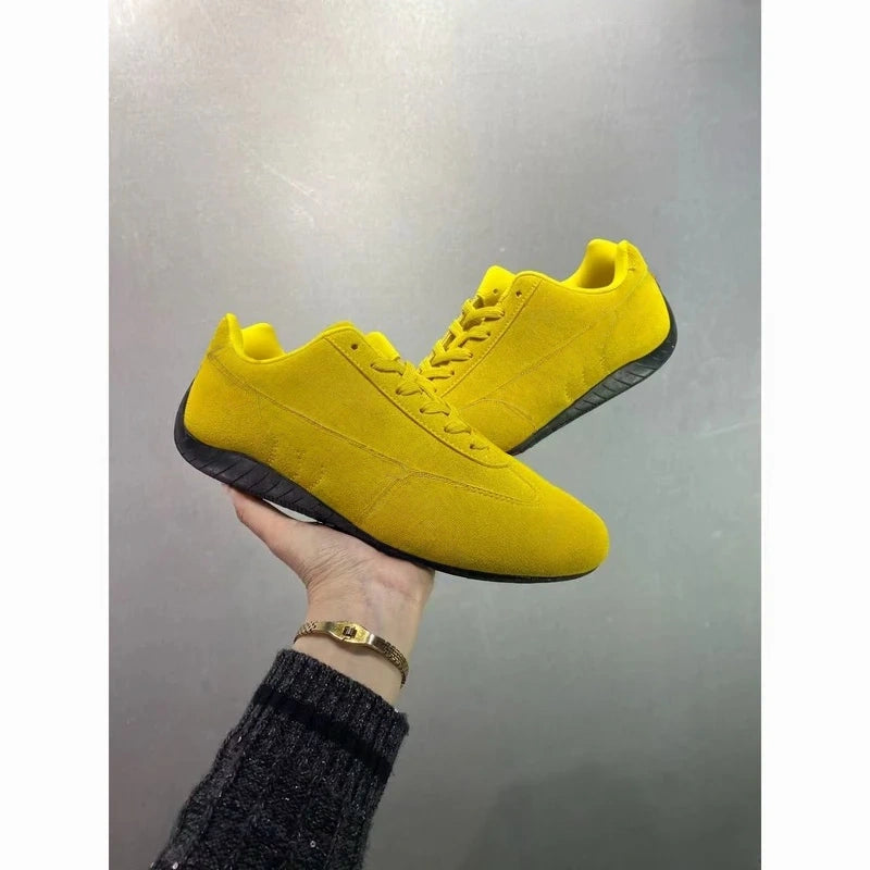 T588-1245  Sports and casual loose shoes