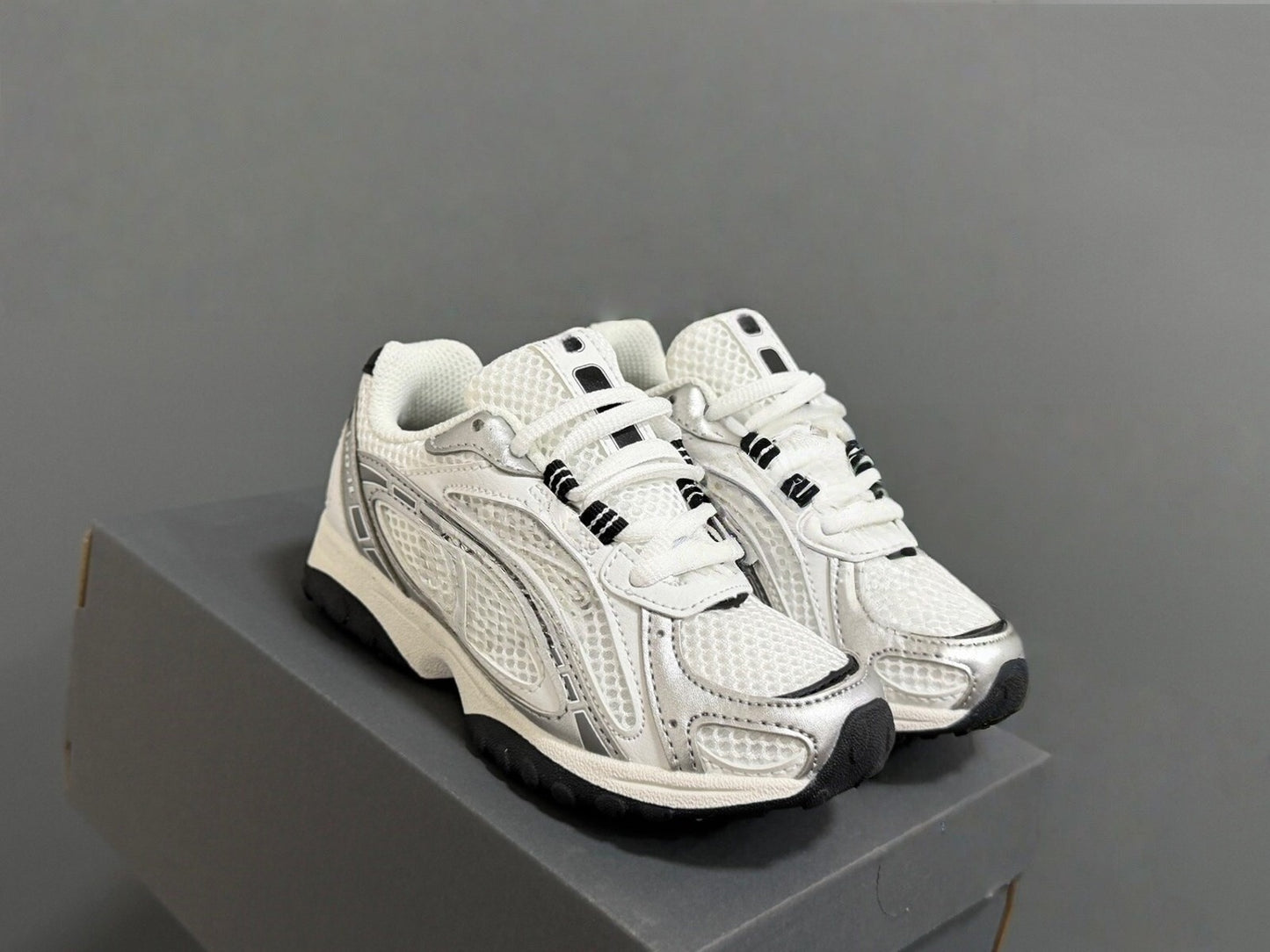 T588-760  Hot-selling shoes
