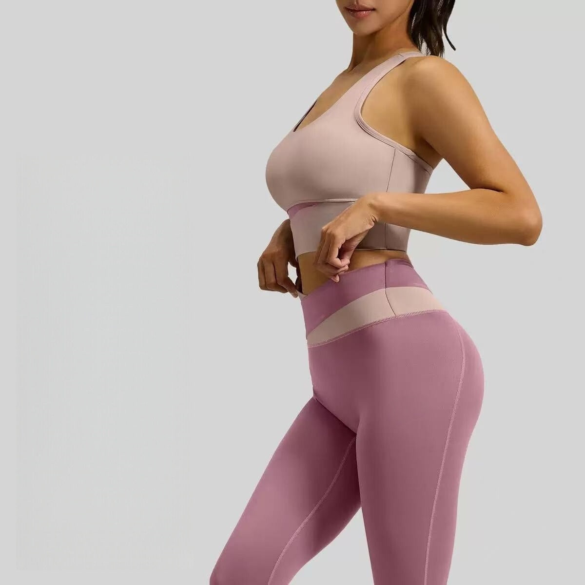 T588-1036  Sports suit with color blocking, high waist and slimming effect